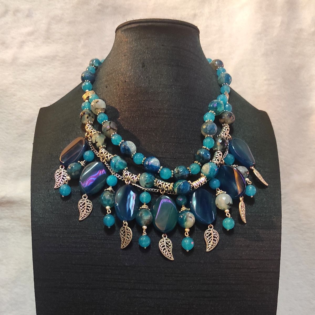 Multi Color Pearl Stone, Beads & Metal leaf Necklace